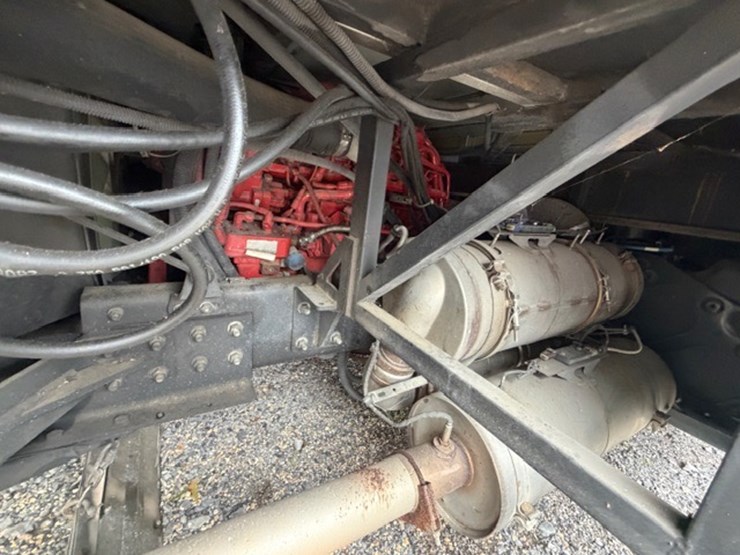 #1339-•-2011-fleetwood-36j-discovery-rv-/-motorhome-image-68