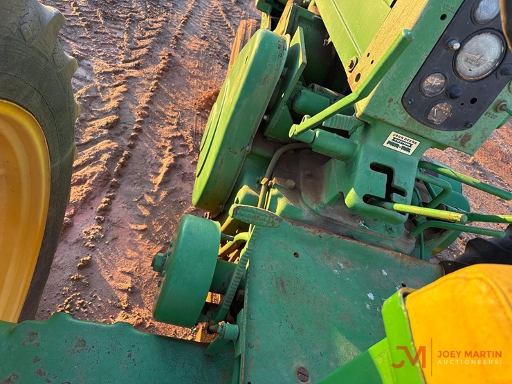john-deere-70-image-19