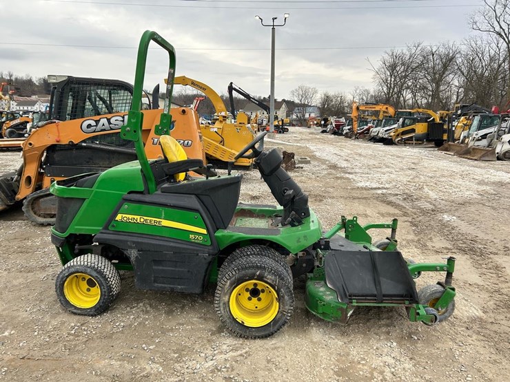 2018-john-deere-1570-image-1