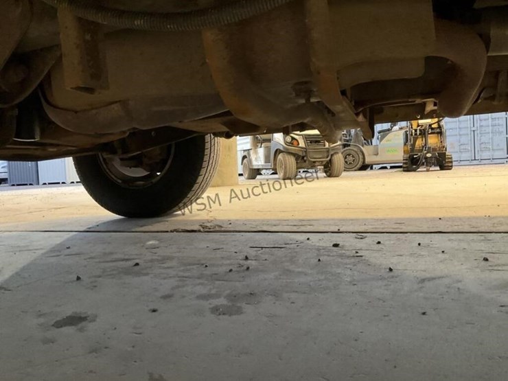 2003-ford-cargo-image-26