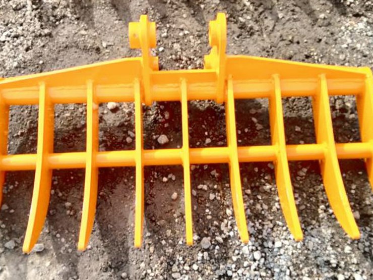 caterpillar-303-image-1