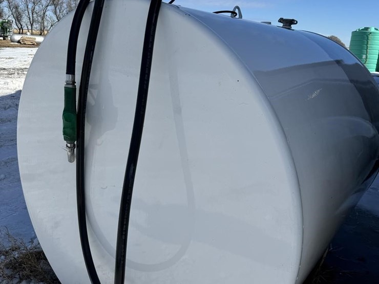1000-1000-gallon-fuel-tank-image-1