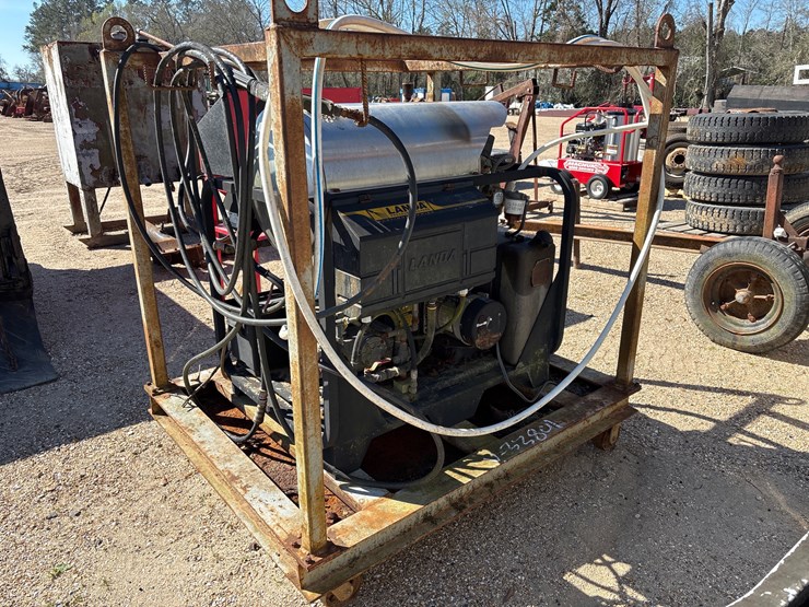 #1661-•-landa-pressure-washer-image-3