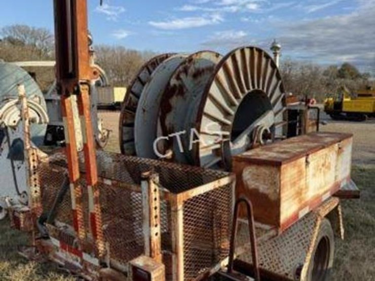 #52-•-utility-cable-puller/-tensioner-machine-on-trailer-image-8