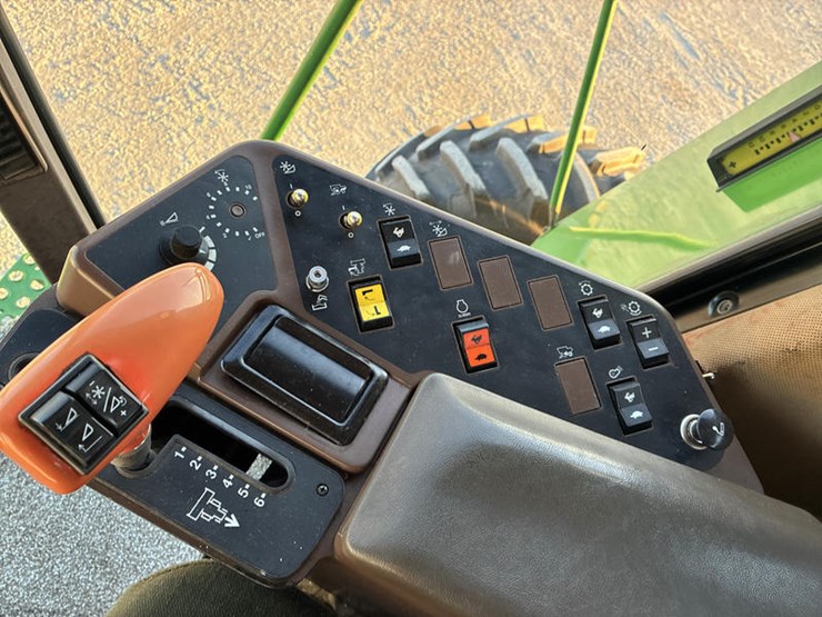 1992-john-deere-9500-image-87