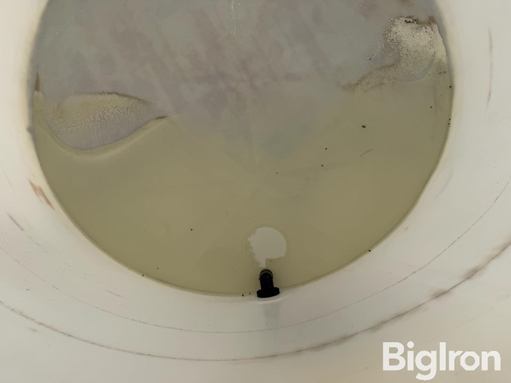 1500-gallon-liquid-tank-image-14