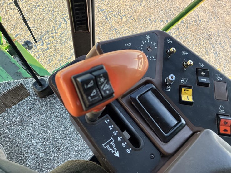 1992-john-deere-9500-image-86