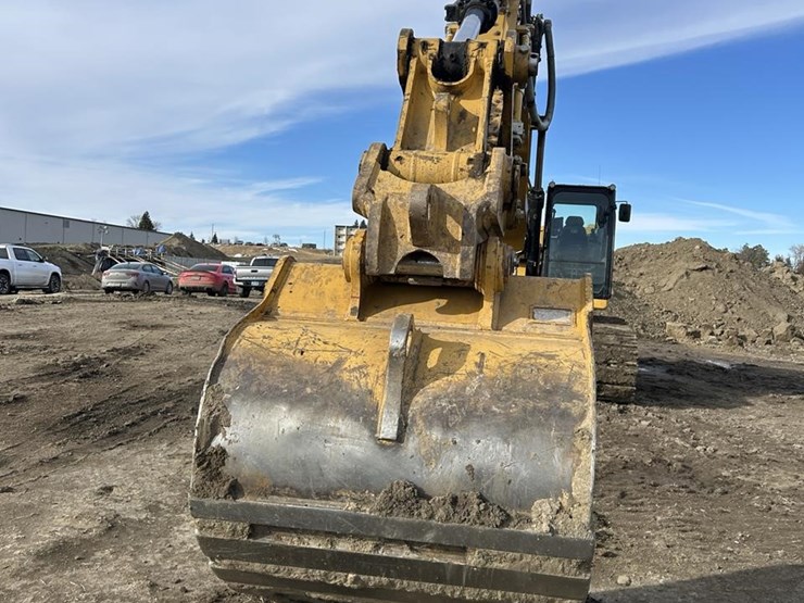 2023-caterpillar-336-image-110