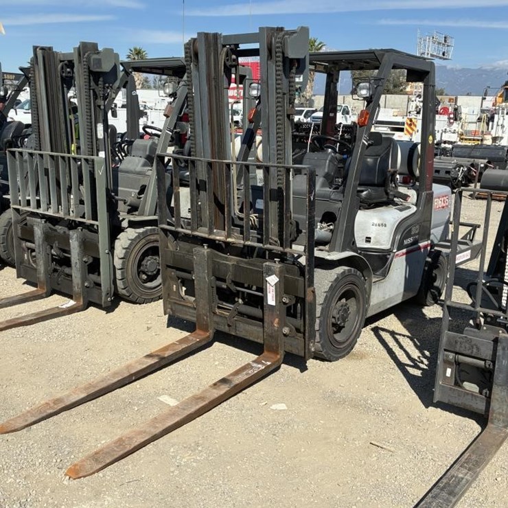 2006 NISSAN MUGL02A30LV