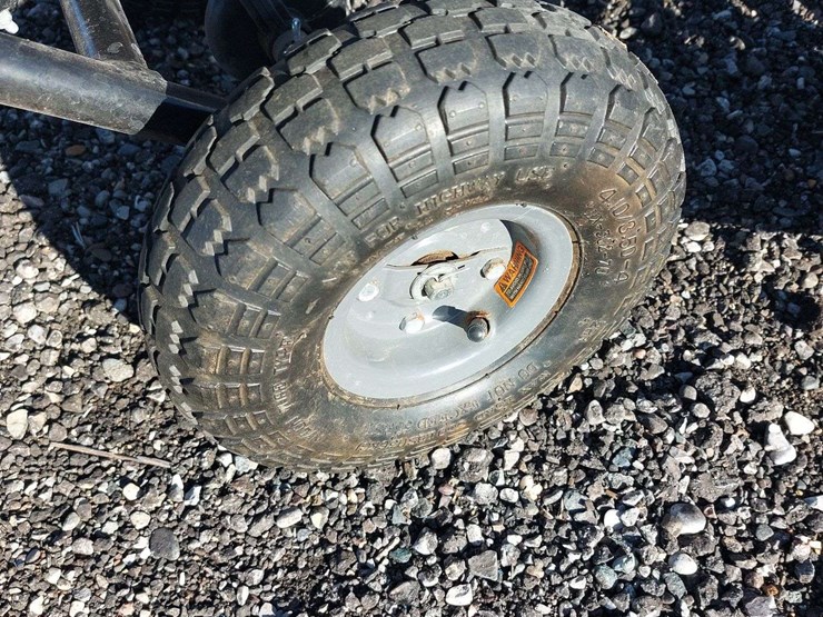 towable-broadcast-spreader-image-6