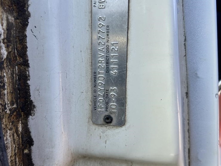 1994-ford-l9000-image-15