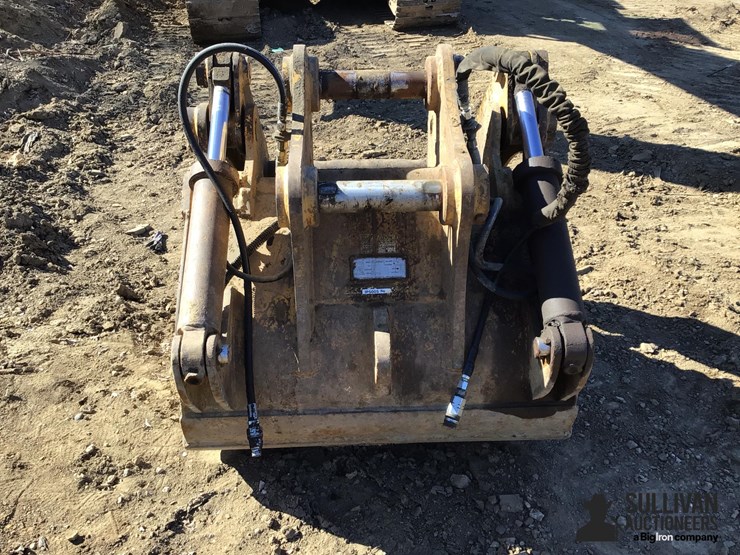 caterpillar-320e-image-6