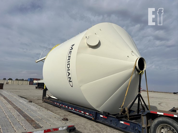 meridian-3000-bushel-hopper-bin-(12)-409-image-1