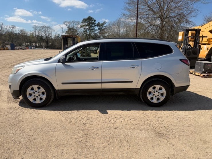 2016-chevrolet-traverse-image-5