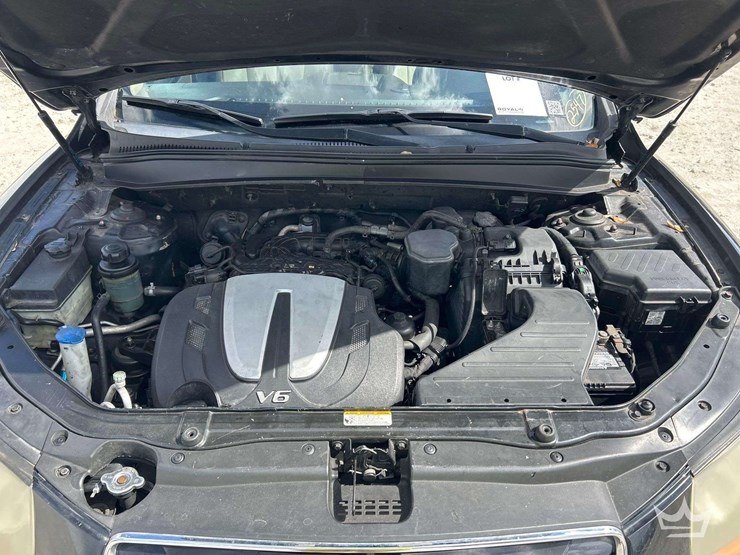 2011-hyundai-santa-fe-image-9