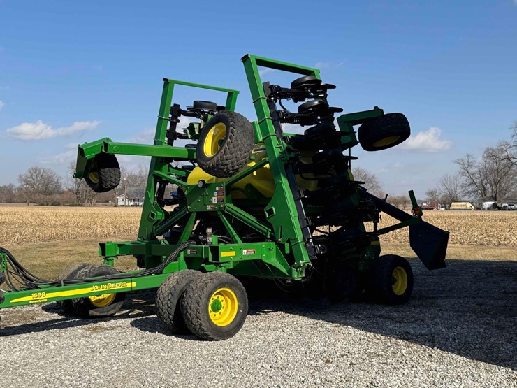 john-deere-1690-image-16