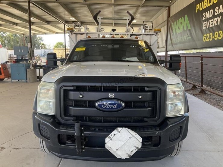 2016-ford-f550-image-3