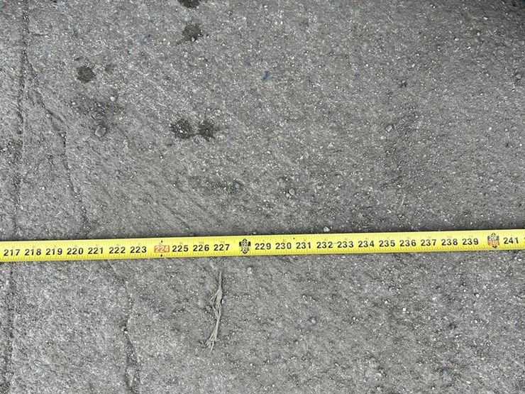 2017-mack-granite-gu713-image-81