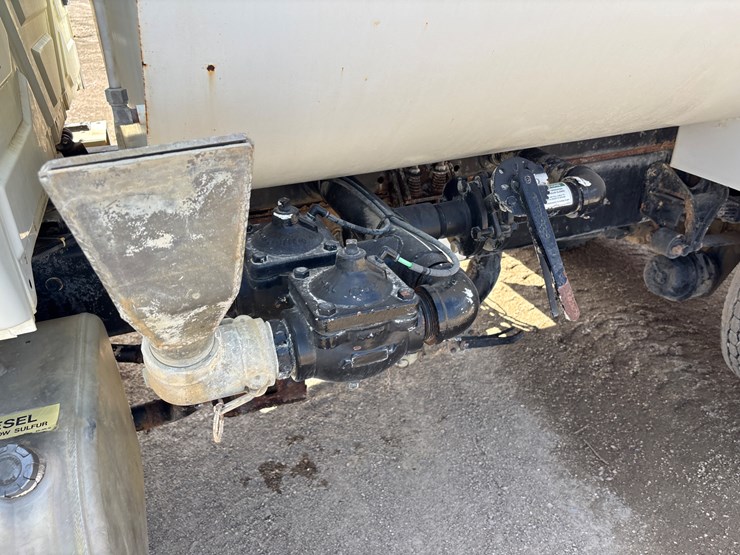 2015-international-durastar-4300-image-19