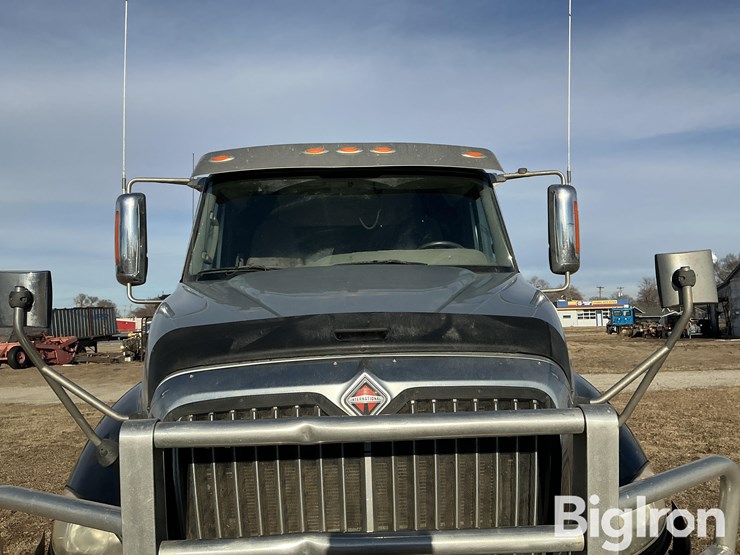 2017-international-prostar-image-19