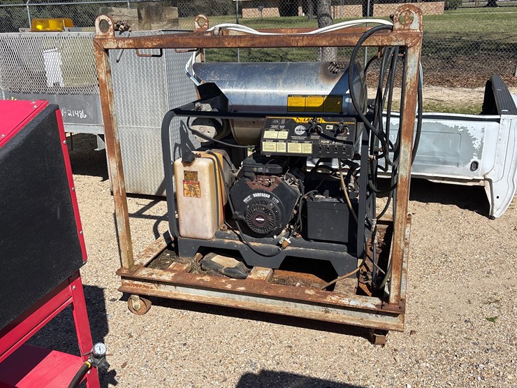 #1661-•-landa-pressure-washer-image-1