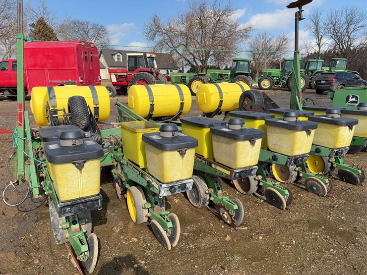 john-deere-7240-image-5