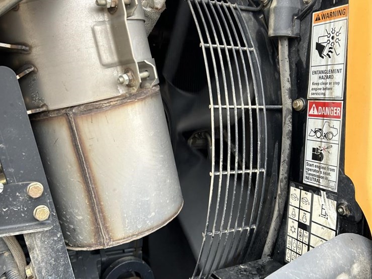 2019-case-721g-image-25