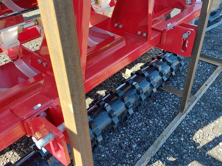 agt-skid-steer-and-tractor-no-till-seed-drill-seeder-planter-image-11