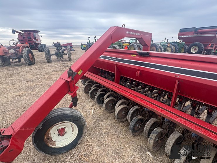 international-5100-image-19