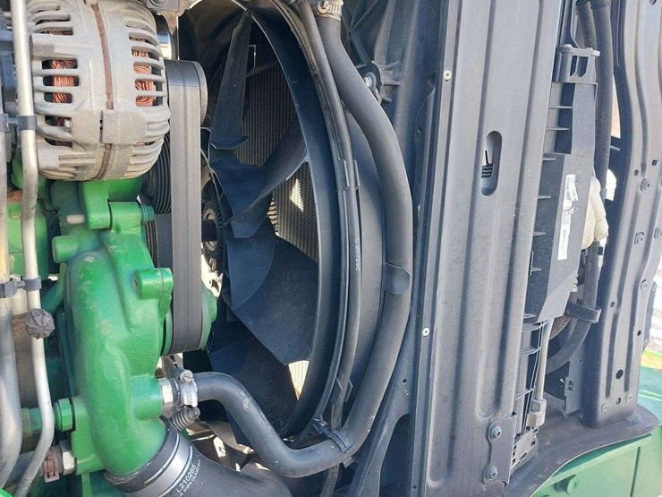 john-deere-6150r-image-30