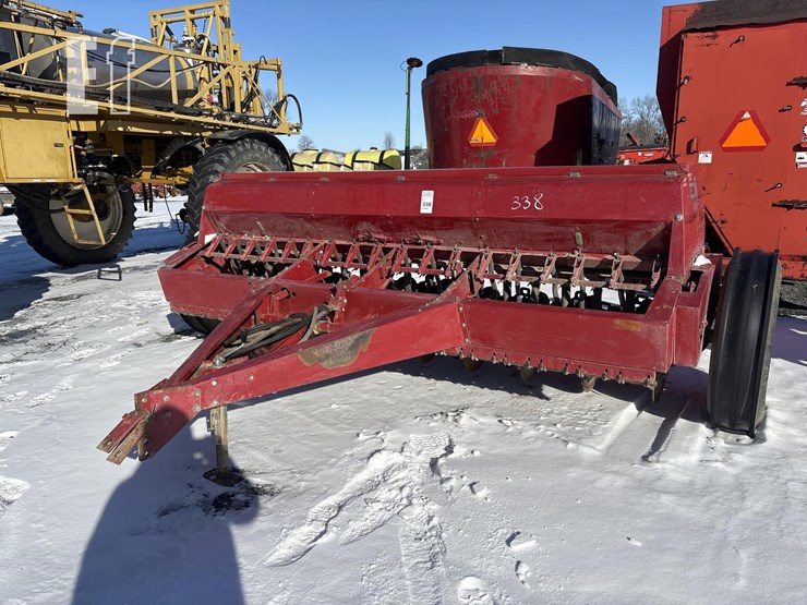 case-ih-5100-image-1