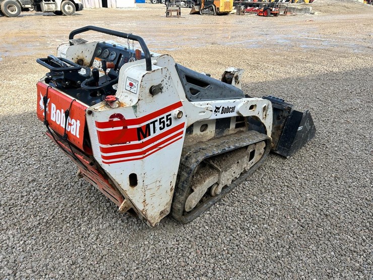 2015-bobcat-mt55-image-4