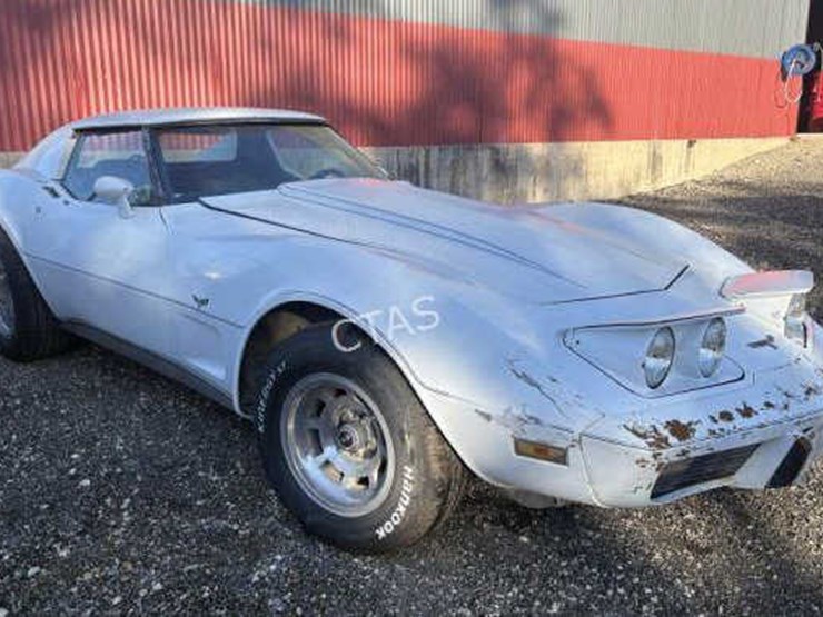 #58-•-1977-chevrolet-corvette-w/-t-top-image-1