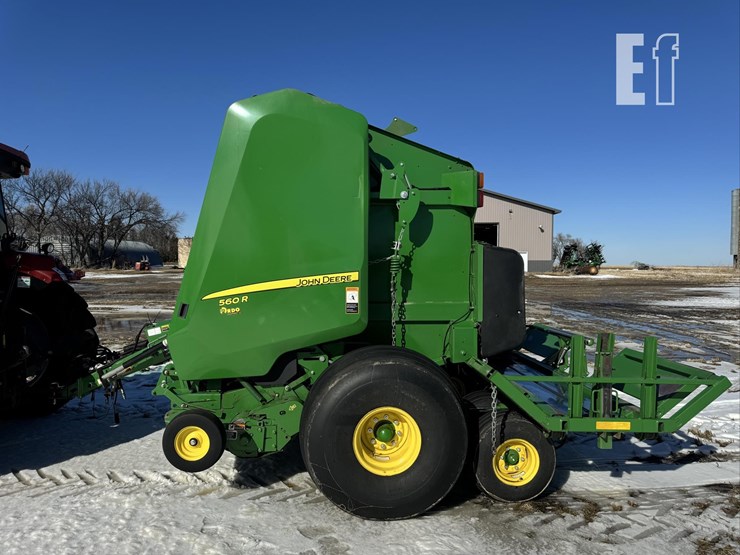2018-john-deere-560r-image-2