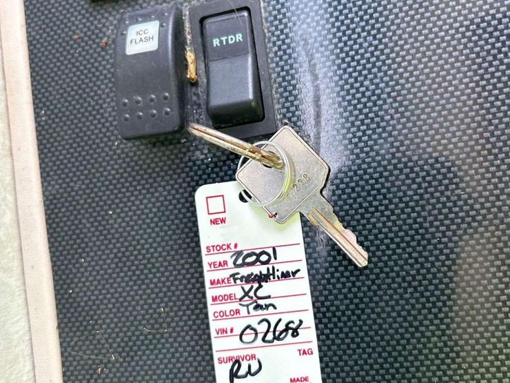 2001-freightliner-allegro-bus-class-a-motorhome-image-58