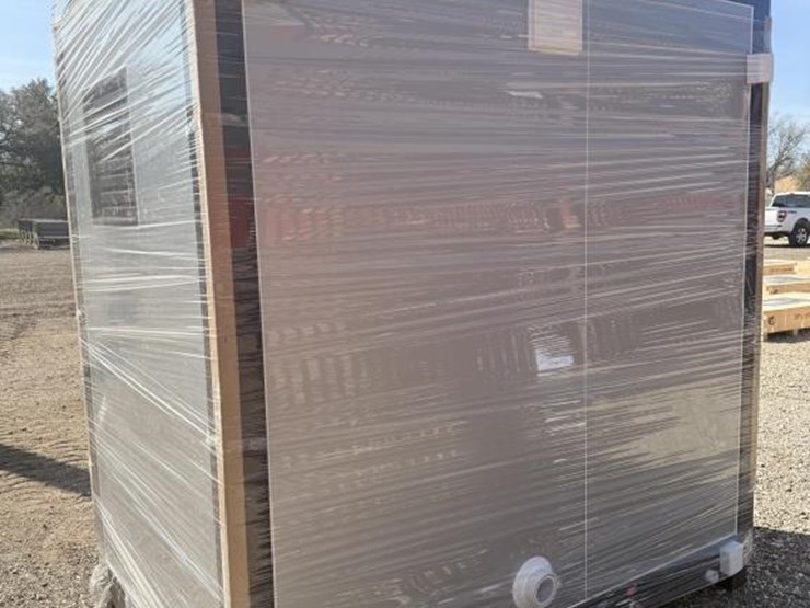 #28-•-portable-restroom-w/shower-7'4"-x-5'-x-8'-(k1522)-image-6