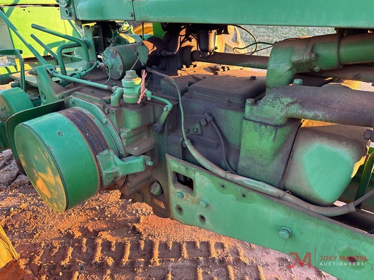 john-deere-70-image-15