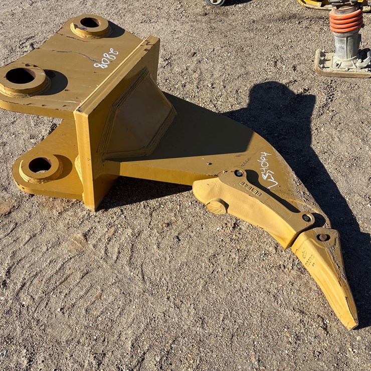 #2808 • STUMP RIPPER FOR A TRACKHOE ATTACHMENT
