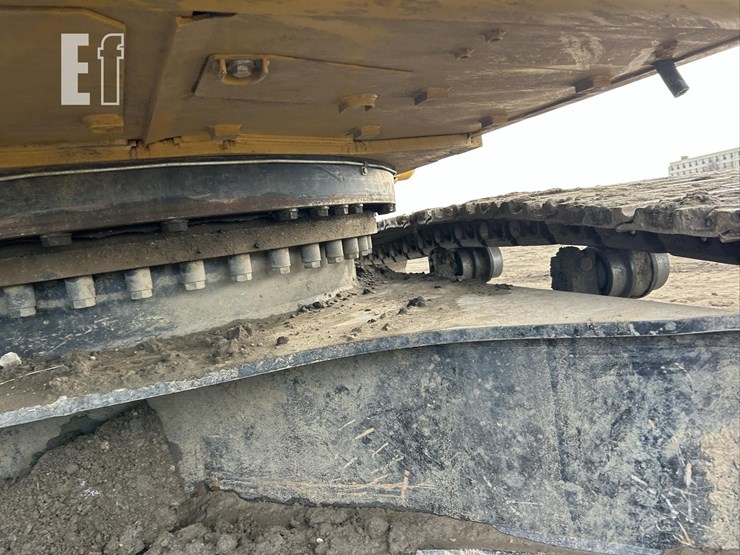 2023-caterpillar-336-image-93