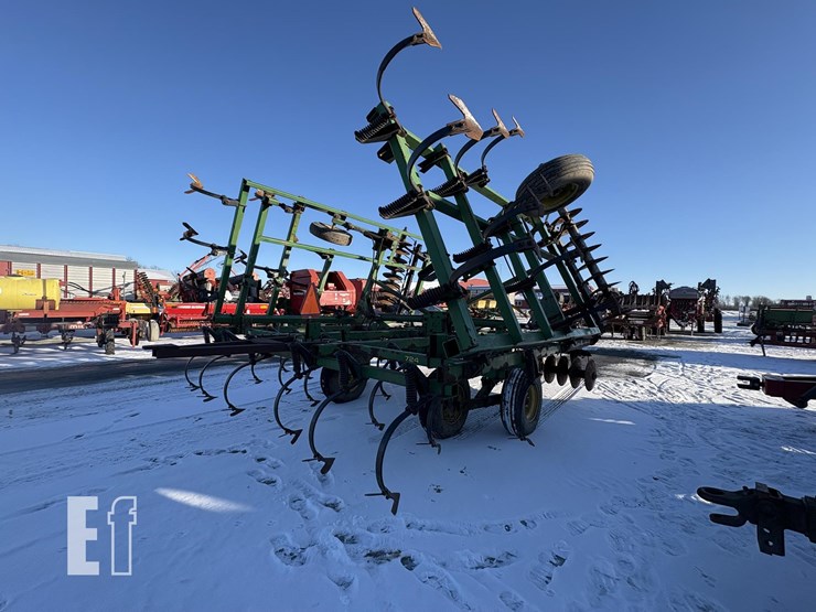 john-deere-724-image-6