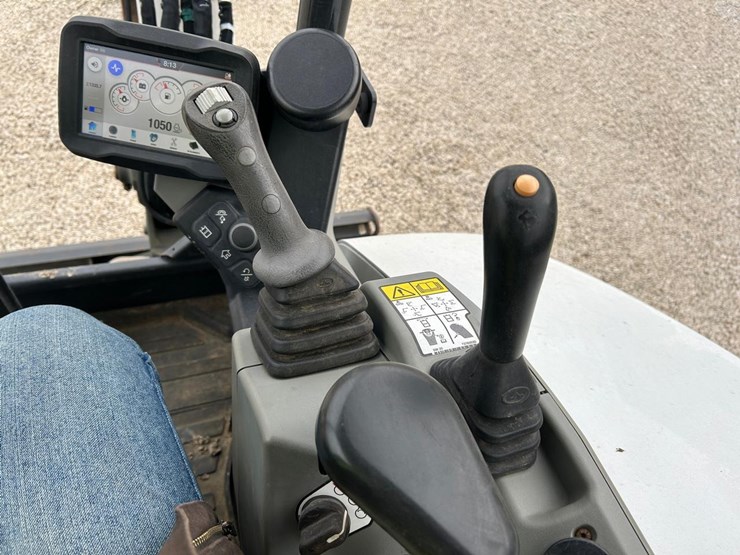 2023-bobcat-e35-image-22