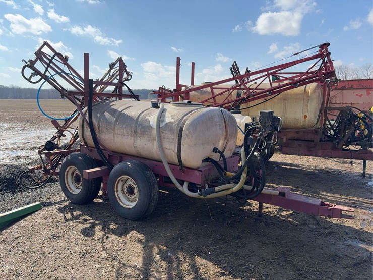 hardy-500-gallon-sprayer,-foam-markers,-40-ft-booms-image-5