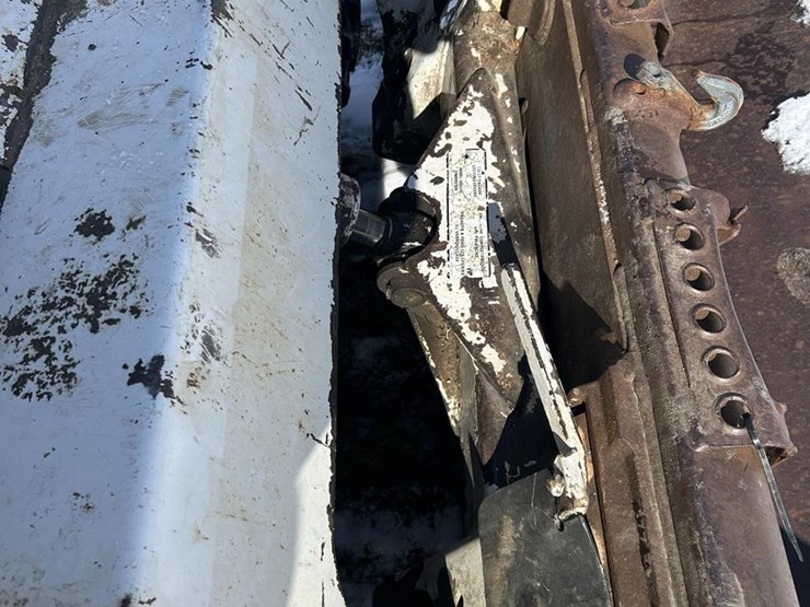 bobcat-642b-image-22