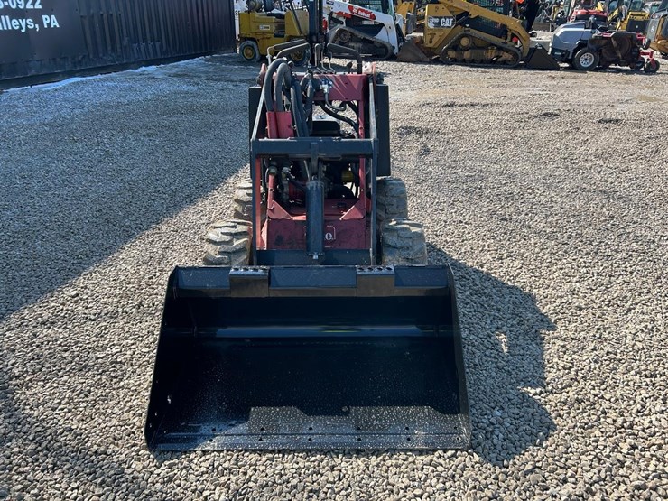 toro-dingo-220-image-7