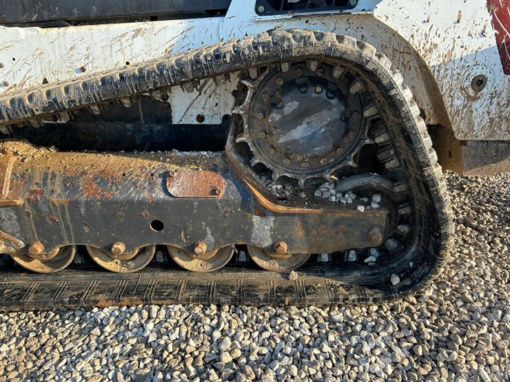 2022-bobcat-t595-image-19