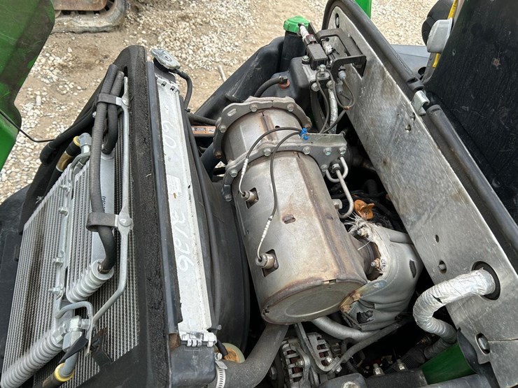 2018-john-deere-1570-image-10