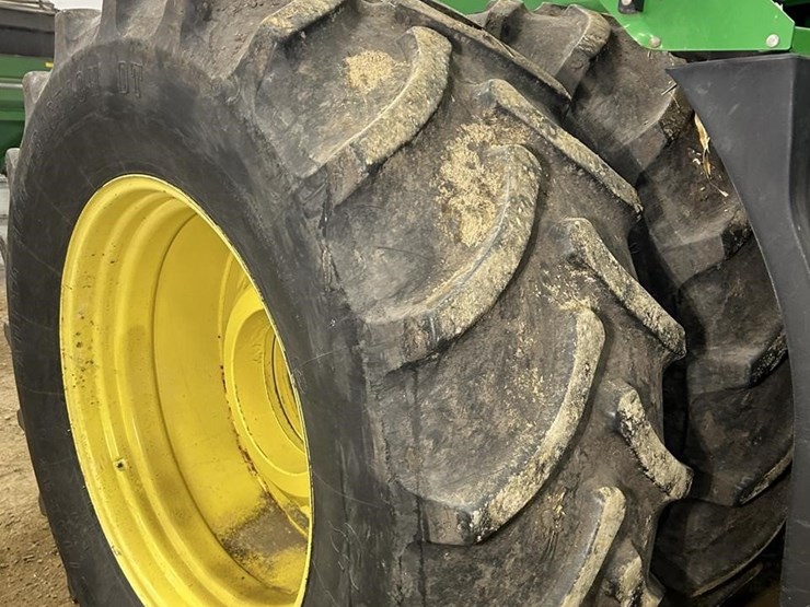 2005-john-deere-9620-image-31