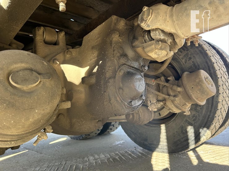 1994-ford-l9000-image-42