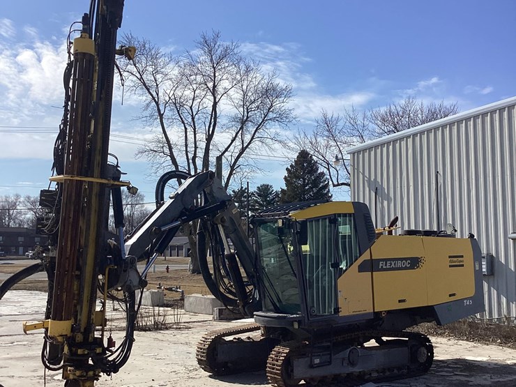 2014-atlas-copco-flexiroc-t45-image-10