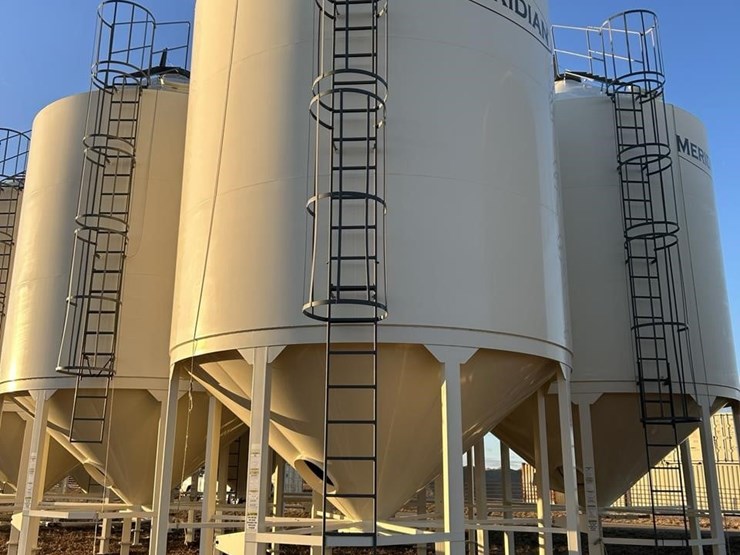 meridian-3000-bushel-hopper-bin-(9)-406-image-11